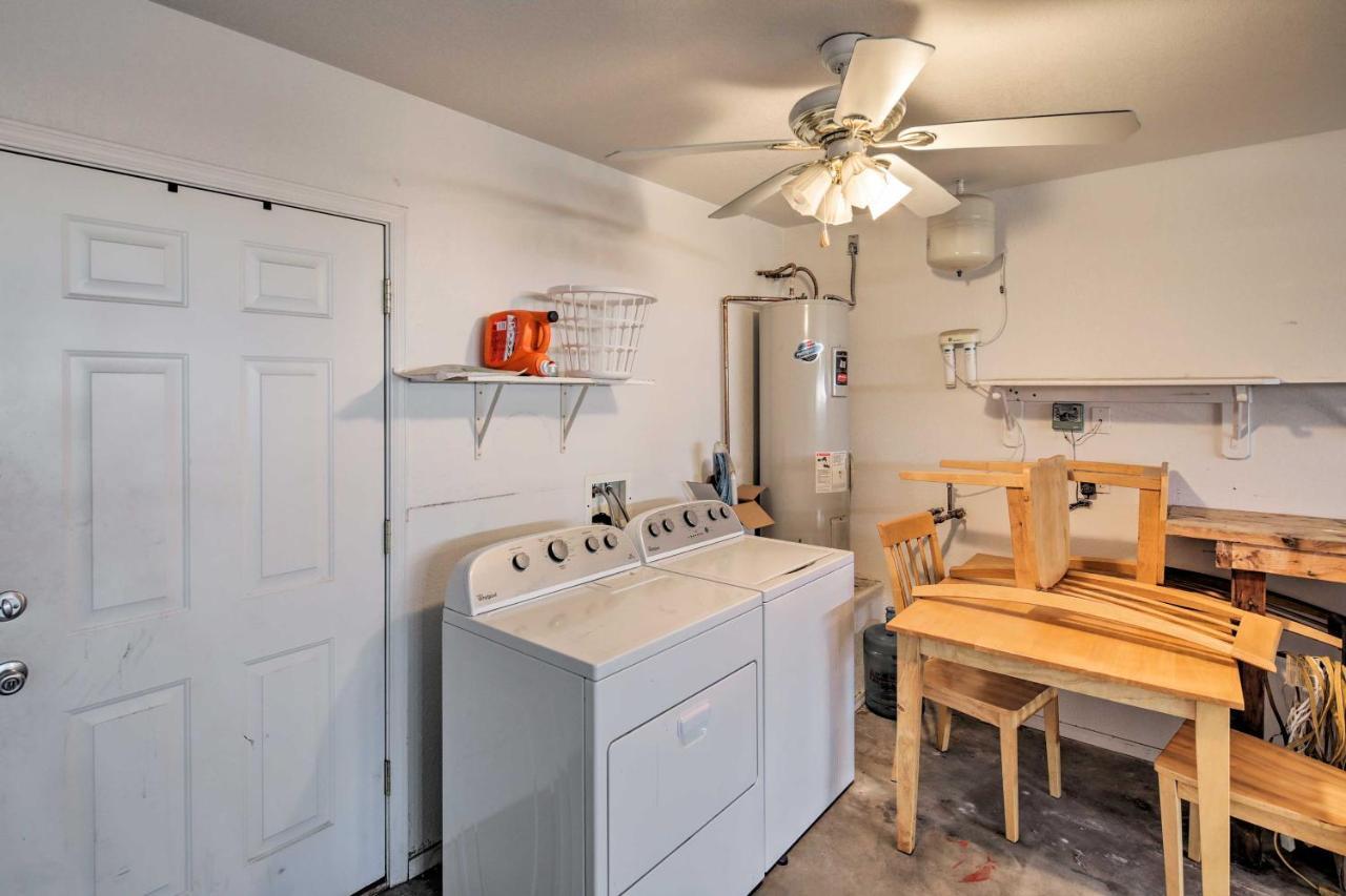 Lake Havasu City Retreat With Patio And Grill Exterior photo