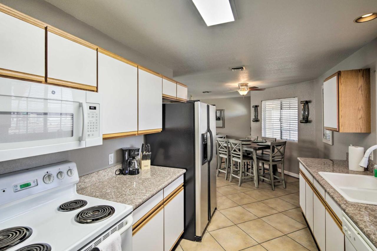 Lake Havasu City Retreat With Patio And Grill Exterior photo